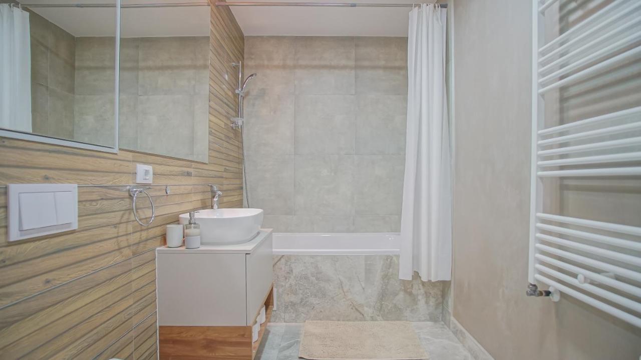 Grandis Studio Coresi Brašov Exteriér fotografie